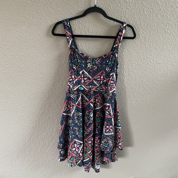 Free People Dresses & Skirts - Vtg Free People Mini Dress Womens Small Black Floral Fit Flare Boho  Tiered